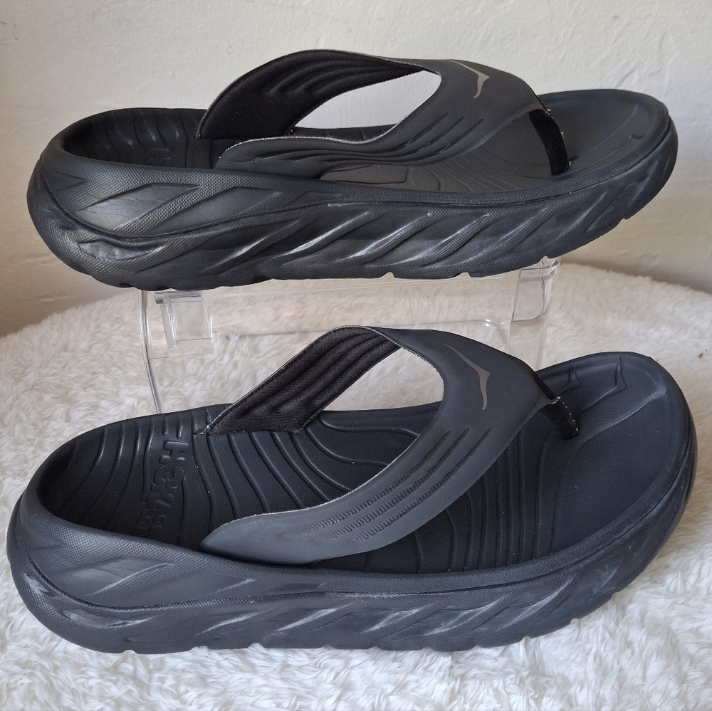 Hoka Black Thick-Soled Flip Flop Sandals